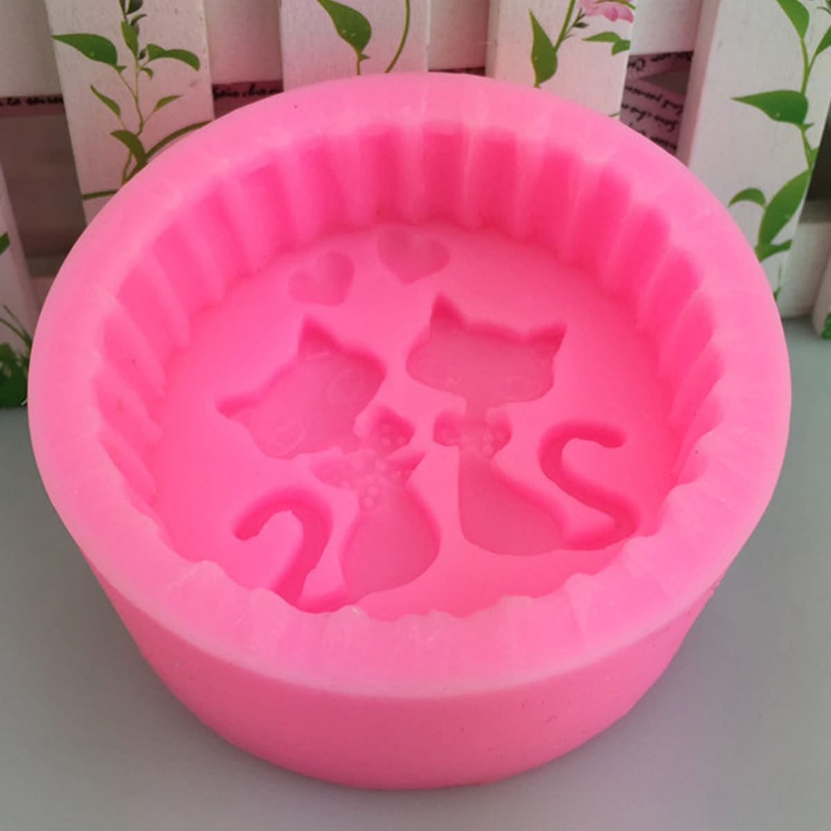 1-Piece Silicone Cat Soap Mold - Candle Supplies Tins recension och pris